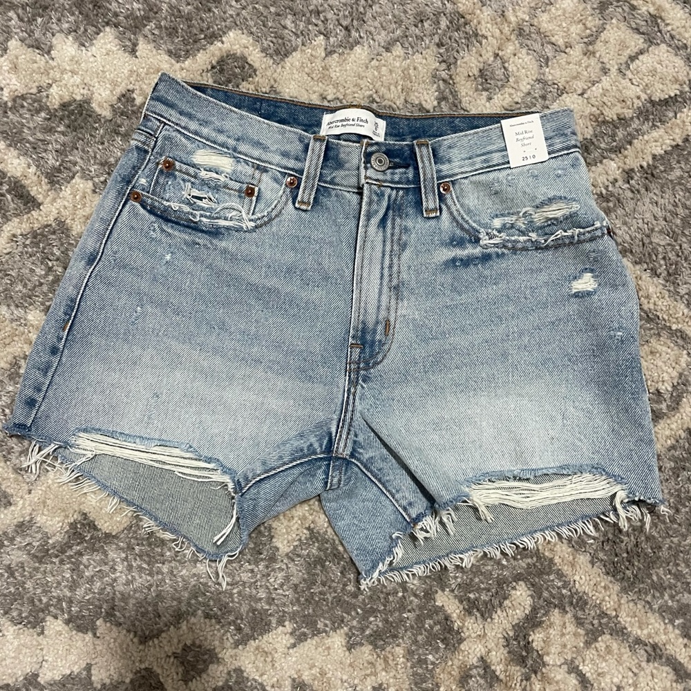 NEW Abercrombie shorts